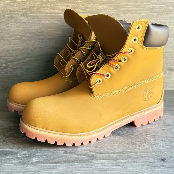 Timberland Other - Construction Timberland Classic “BUTTA” Boots